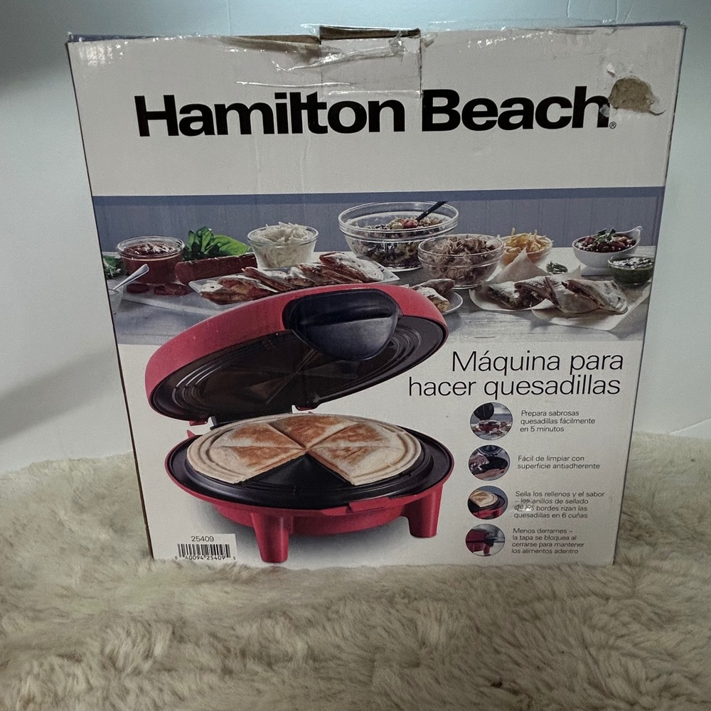Hamilton Beach Red Electric Quesadilla Maker 900W Nonstick Plates
